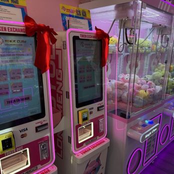 Magic Claw - Toy Stores Near Me - Las Vegas, Nevada Magic Claw - Toy Stores Near Me - Las Vegas, Nevada
