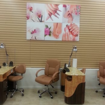 Le Nails II Spa Salon - Nail Salons Near Me - Pasadena, California Le Nails II Spa Salon - Nail Salons Near Me - Pasadena, California