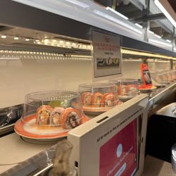 Akarii Revolving Sushi - Options rotating by