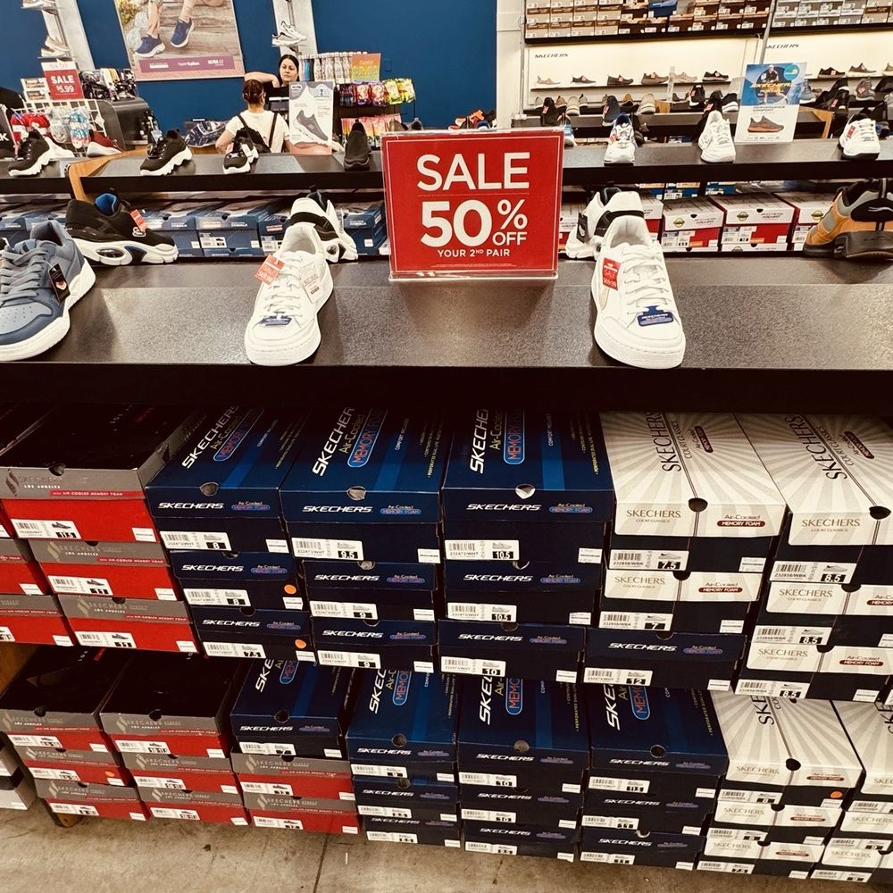 SKECHERS Warehouse Outlet - Shoe Stores Near Me - El Paso, Texas SKECHERS Warehouse Outlet - Shoe Stores Near Me - El Paso, Texas