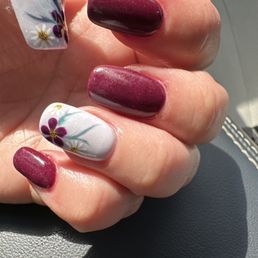 Nails with flowers Nails with flowers