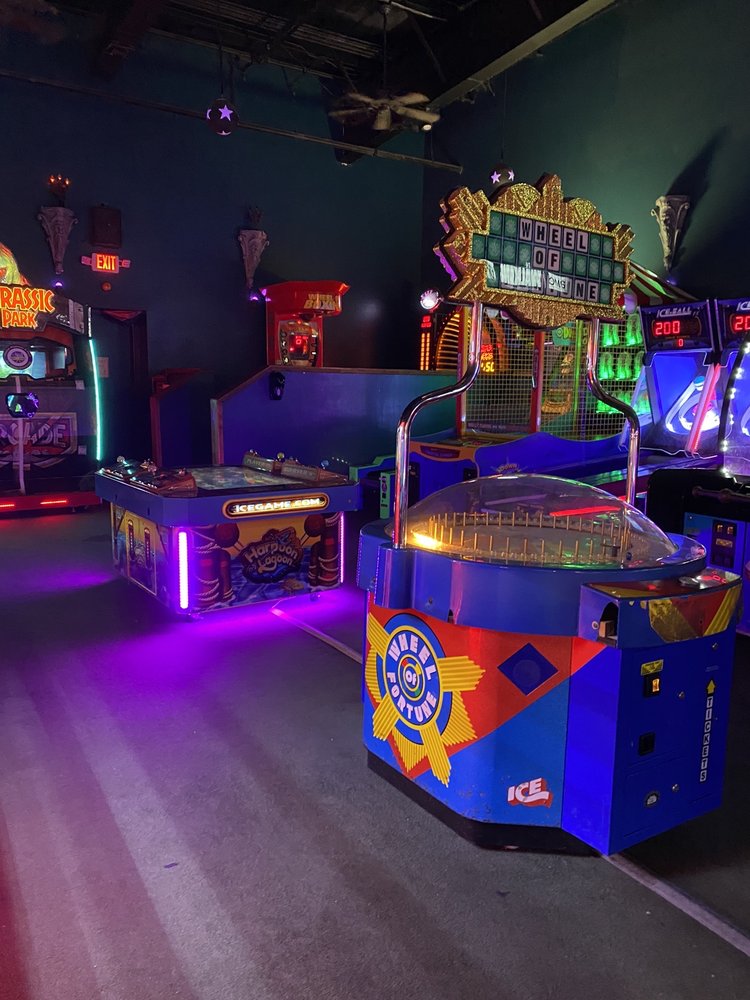 Star Castle Family Entertainment Center, Savannah Roadtrippers