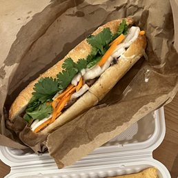 Bahn mi grilled pork Bahn mi grilled pork