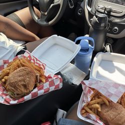Old Fashioned Burgers & Ice-Cream - Dirty South and The Old-Fashioned