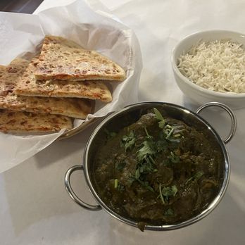 Tandoori Grill - Sandpoint - Kashmiri naan, chicken saag - Indian Near Me - Sandpoint, Idaho Tandoori Grill - Sandpoint - Kashmiri naan, chicken saag - Indian Near Me - Sandpoint, Idaho