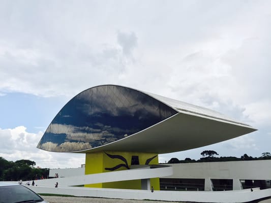 Museu Oscar Niemeyer by null