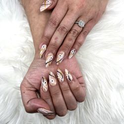 Nail West