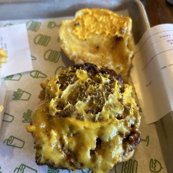 Shake Shack - Shake Shack double cheeseburger! - Burgers Near Me - Las Vegas, Nevada Shake Shack - Shake Shack double cheeseburger! - Burgers Near Me - Las Vegas, Nevada