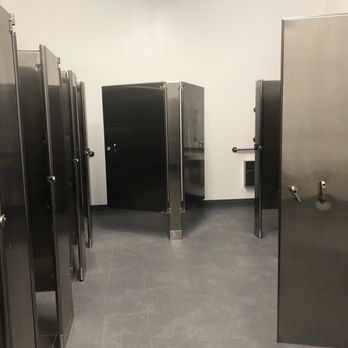 Optimist Hall - Nice, clean, and spacious women's bathroom - Food Court Near Me - Charlotte, North Carolina Optimist Hall - Nice, clean, and spacious women's bathroom - Food Court Near Me - Charlotte, North Carolina