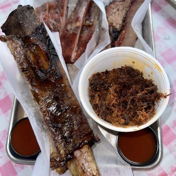 Black's Barbecue Austin - Barbeque Near Me - Austin, Texas Black's Barbecue Austin - Barbeque Near Me - Austin, Texas