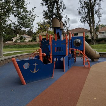 Valencia Park - Playgrounds Near Me - Irvine, California Valencia Park - Playgrounds Near Me - Irvine, California