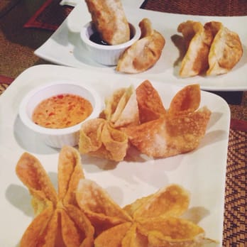 Udom Thai - Small crab rangoons and decent-sized pot stickers - Thai Near Me - Centennial, Colorado Udom Thai - Small crab rangoons and decent-sized pot stickers - Thai Near Me - Centennial, Colorado