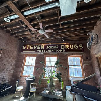 Atelier 1879 - Dance floor - Venues & Event Spaces Near Me - St. Louis, Missouri