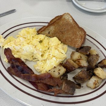 The OK Diner - basic - Salad Near Me - Norman, Oklahoma