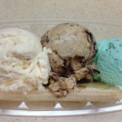 Baskin Robbins - Vanilla, Jamocha almond fudge, and pistachio almond make up the yummy foundation of this banana split