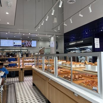 Paris Baguette - Bakeries Near Me - Long Beach, California Paris Baguette - Bakeries Near Me - Long Beach, California
