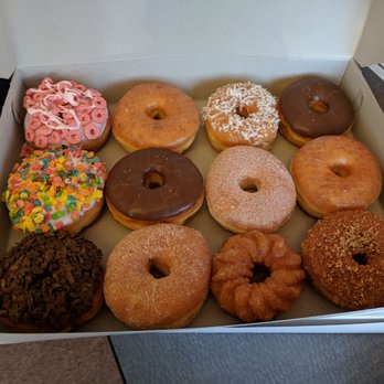 Golden Donuts - Donuts Near Me - Lennox, California Golden Donuts - Donuts Near Me - Lennox, California