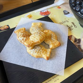 Sulbing - Redbean mini bun - Desserts Near Me - Santa Clara, California