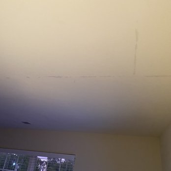 Hideaway at Greenbrier - The leak in the ceiling after the rain. - Apartments Near Me - Chesapeake, Virginia