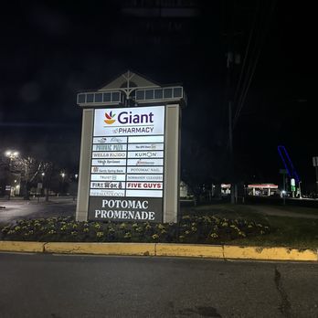 Giant - Grocery Near Me - Potomac, Maryland Giant - Grocery Near Me - Potomac, Maryland