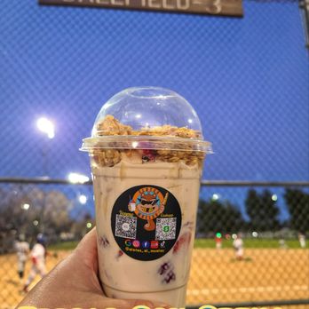 Elotes EL Muelas - Try Our Delicious Fresas Con Crema - Shaved Ice Near Me Elotes EL Muelas - Try Our Delicious Fresas Con Crema - Shaved Ice Near Me
