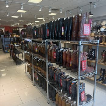 Premier Boots - Great selection of cowboy boots - Men's Clothing Near Me - Pleasant Prairie, Wisconsin