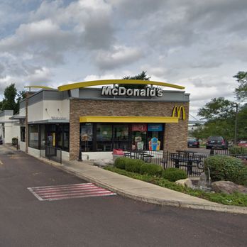 McDonald's - the entrance to the restaurant - Fast Food Near Me - Southampton, Pennsylvania McDonald's - the entrance to the restaurant - Fast Food Near Me - Southampton, Pennsylvania