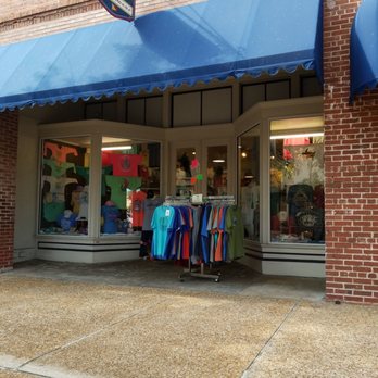 Color Wear - Women's Clothing Near Me - Fernandina Beach, Florida Color Wear - Women's Clothing Near Me - Fernandina Beach, Florida
