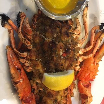 Randazzo's Clam Bar - Stuffed lobster - Seafood Near Me - Brooklyn, New York Randazzo's Clam Bar - Stuffed lobster - Seafood Near Me - Brooklyn, New York