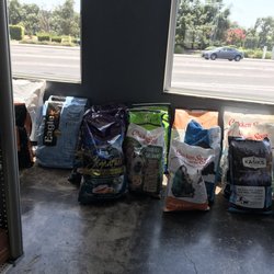 Fox's Discount Foods - Dog food