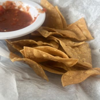 Lindo Michoacan - Salsa and chips - Mexican Near Me - Jurupa Valley, California Lindo Michoacan - Salsa and chips - Mexican Near Me - Jurupa Valley, California