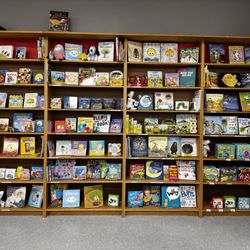 Learning Post & Toys - Book wall