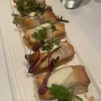 Central Park Bistro - Brie And Caramelized Pear in Filo Rolls - New American Near Me - San Mateo, California