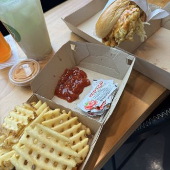 Hencredible - Regular sandwich and fries and lime drink - Sandwiches Near Me - Las Vegas, Nevada