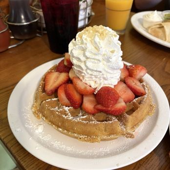 Eggs 'n Things - Yum - Breakfast & Brunch Near Me - Honolulu, Hawaii Eggs 'n Things - Yum - Breakfast & Brunch Near Me - Honolulu, Hawaii