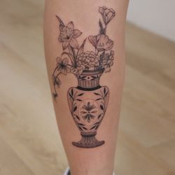 Ink Myth Tattoo - Fine line work