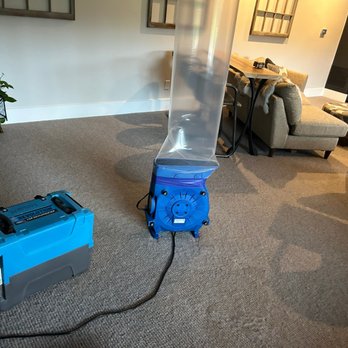 Environment Control - Non-invasive drying out system from a water leak in the ceiling. - Damage Restoration Near Me - Mountlake Terrace, Washington