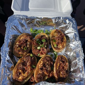 Basecamp Sedona Beer - Jalapeño potato skins.. Mmmmmm - Beer Gardens Near Me - Sedona, Arizona Basecamp Sedona Beer - Jalapeño potato skins.. Mmmmmm - Beer Gardens Near Me - Sedona, Arizona