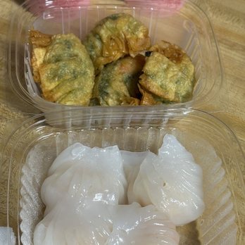 Lucky King Bakery - Har Gao & Fried Chives & Shrimp Dumplings - Bakeries Near Me - New York, New York Lucky King Bakery - Har Gao & Fried Chives & Shrimp Dumplings - Bakeries Near Me - New York, New York