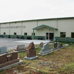 Hollisters Monument