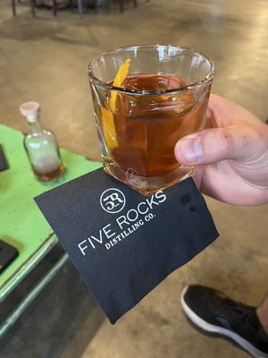 5Rocks Distilling Co. by null