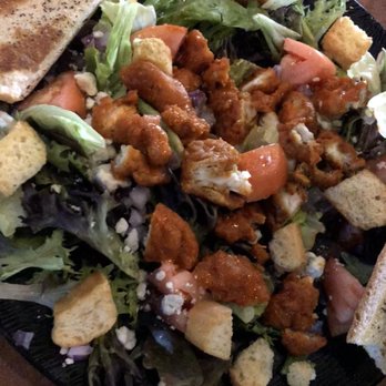 Buffalo Wild Wings - Buffalo Chicken Salad - didn't come with any dressing on it. - Chicken Wings Near Me - Tracy, California Buffalo Wild Wings - Buffalo Chicken Salad - didn't come with any dressing on it. - Chicken Wings Near Me - Tracy, California