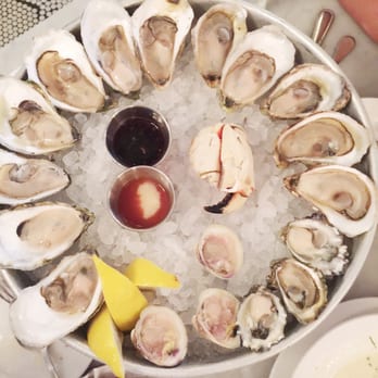 Neptune Oyster - Oysters and clams - Seafood Near Me - Boston, Massachusetts