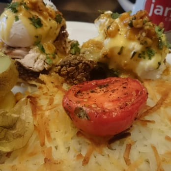 Jam Cafe on Beatty - Eggs Benny with fried chicken - Breakfast & Brunch Near Me - Vancouver, British Columbia