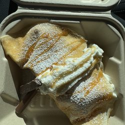 Krepes & Koffee - Cheesecake and berries crepe