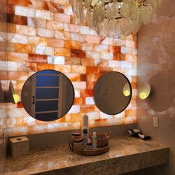 Namaste Yoga - Mirrors in the bathroom with complimentary toiletries