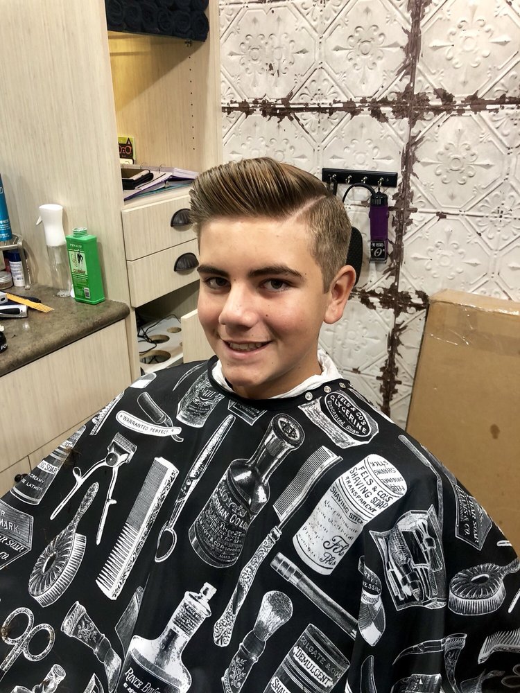 SCISSORS N’ RAZORS HAIR STUDIO Updated October 2024 16623 Birkdale