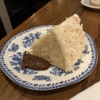 Community Tavern - Coconut cake - New American Near Me - Chicago, Illinois Community Tavern - Coconut cake - New American Near Me - Chicago, Illinois