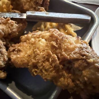 Crafty Cow - Burgers & Fried Chicken - chicken - Burgers Near Me - Oconomowoc, Wisconsin