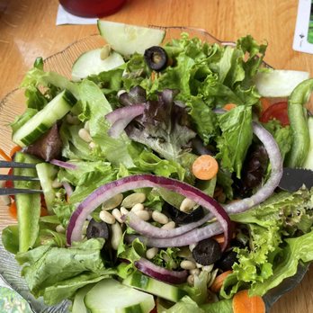 Martha's Vineyard Airport - Garden Salad - Airports Near Me - West Tisbury, Massachusetts